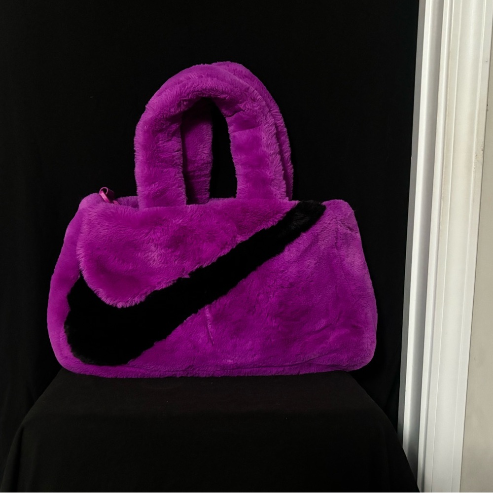 Nike Faux Fur Pocket Book